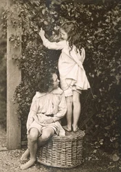 El jardín de verano, de Sun Artists: A Serial of Artistic Photography, publicado por Kegan Paul, Trench Trubner, Londres, 1889-91